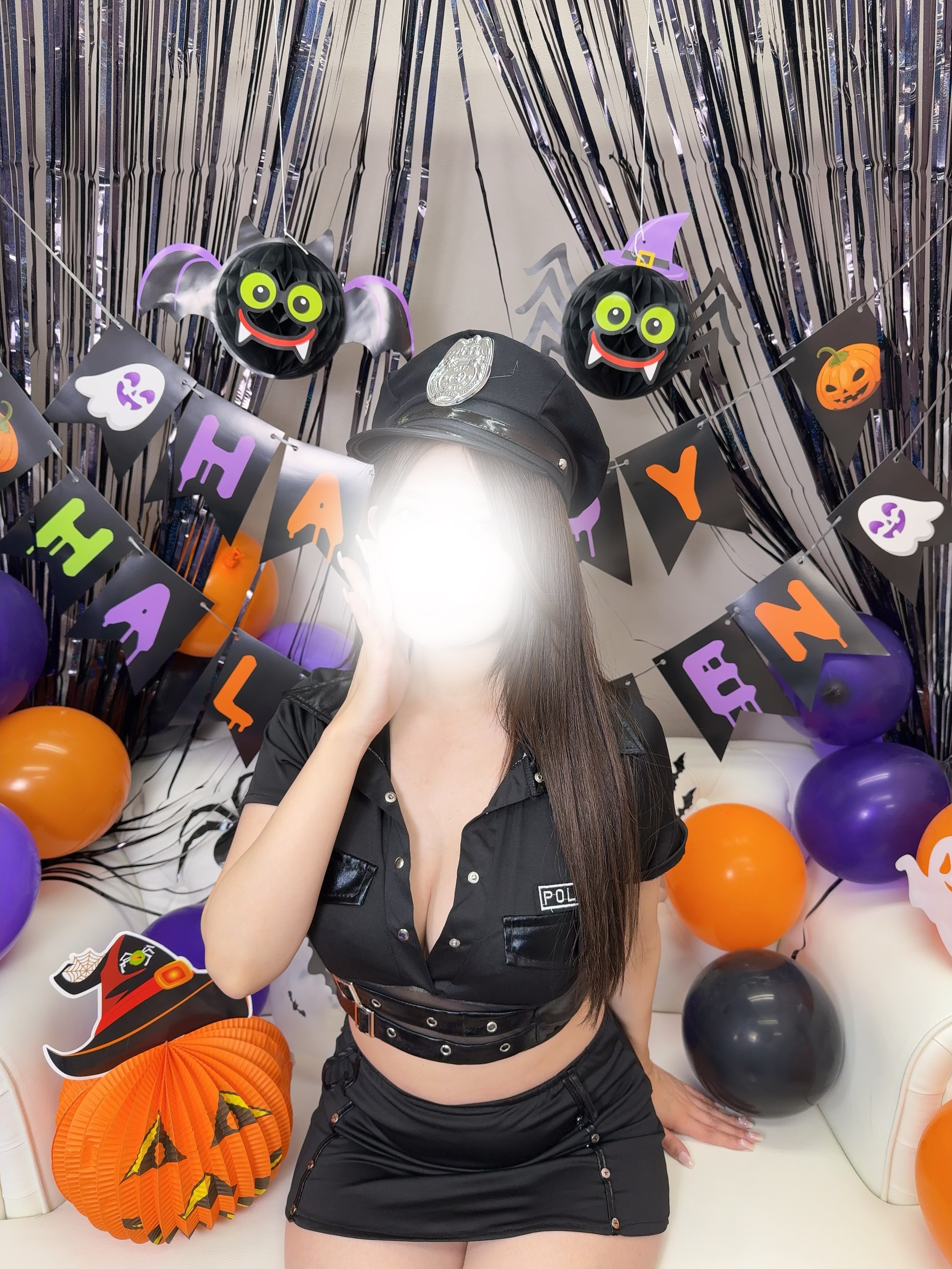 🎃🤍