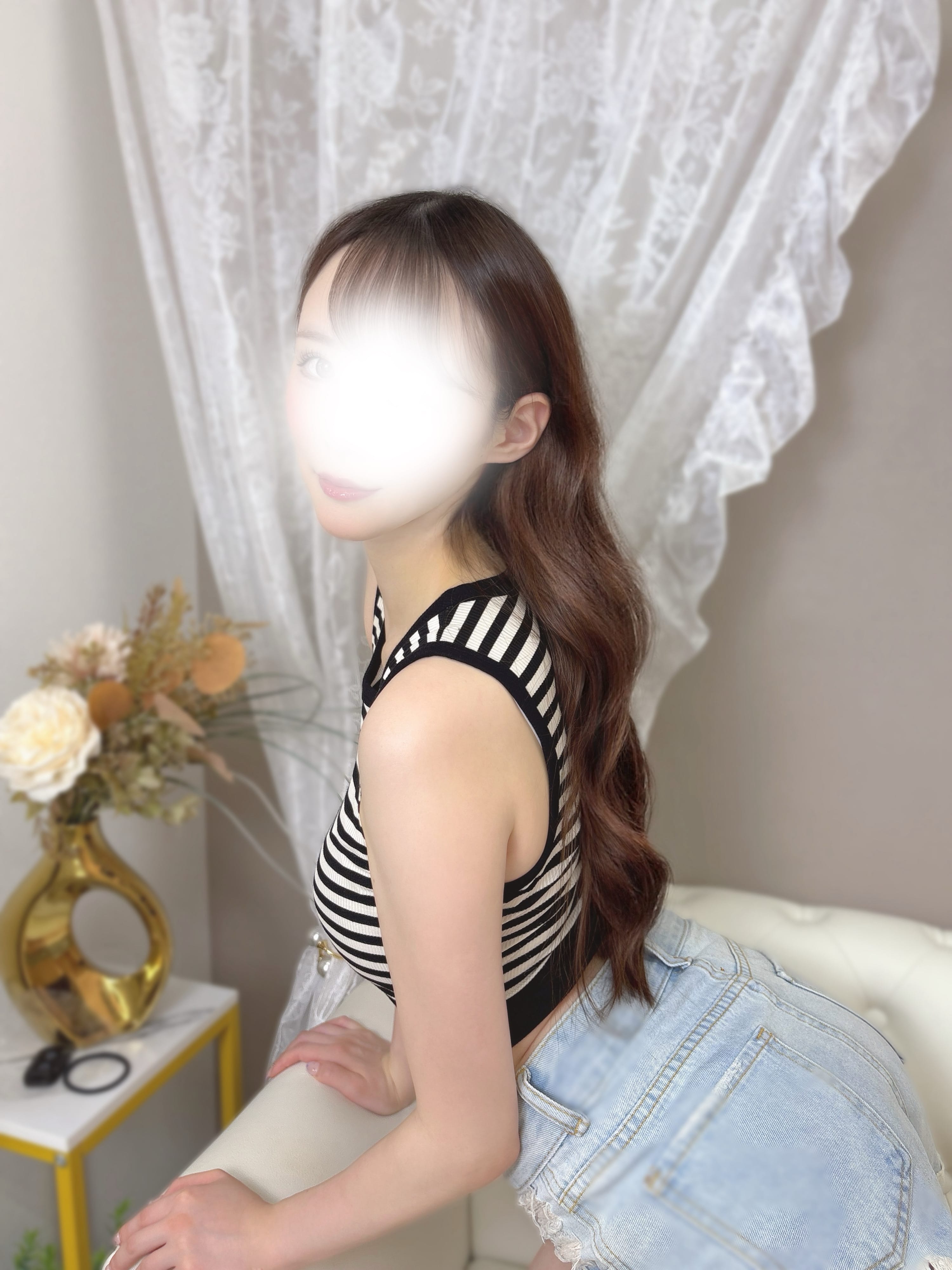 お顔チラ見せ